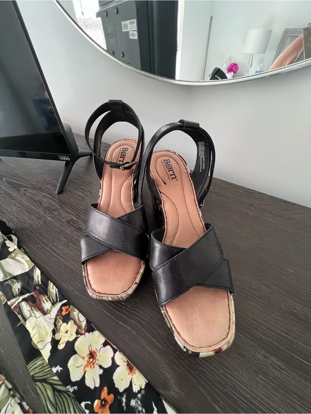 Born Salton Floral Wedge Sandals with changeable ankle straps - Picture 4 of 10